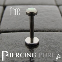 Piercing labret titane interne opale blanche