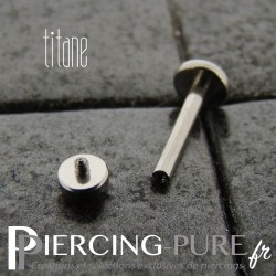 Piercing labret titane interne opale blanche