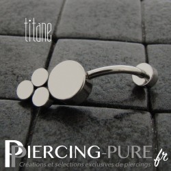 Piercing nombril Titane 5 disques de cristaux blancs