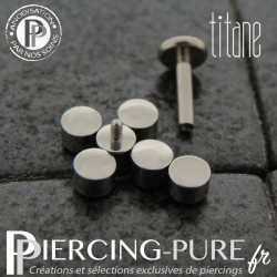 Labret titane interne croix de clusters blancs