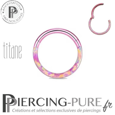 Anneau titane incrusté d'opales violettes - anodisation fushia